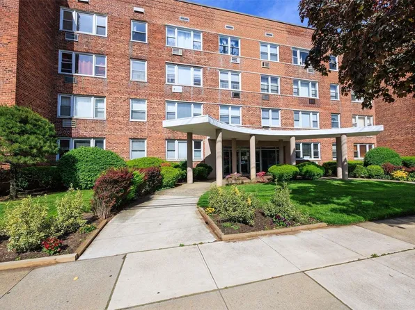 100 South Ocean Avenue #3 C, Freeport, NY 11520