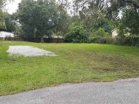3rd image of 4075 Papaya St