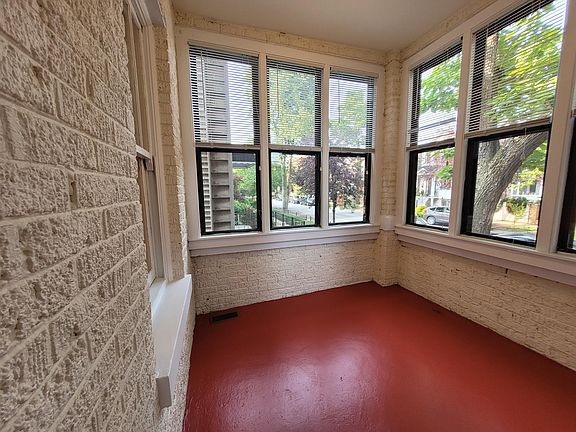 4th image of 3616 N Paulina St