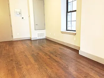 Rented by SCOUTBK.COM