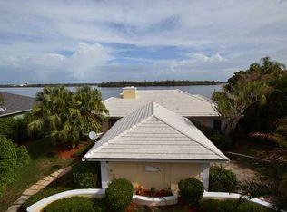 1 Starfish Dr, Vero Beach, FL 32960