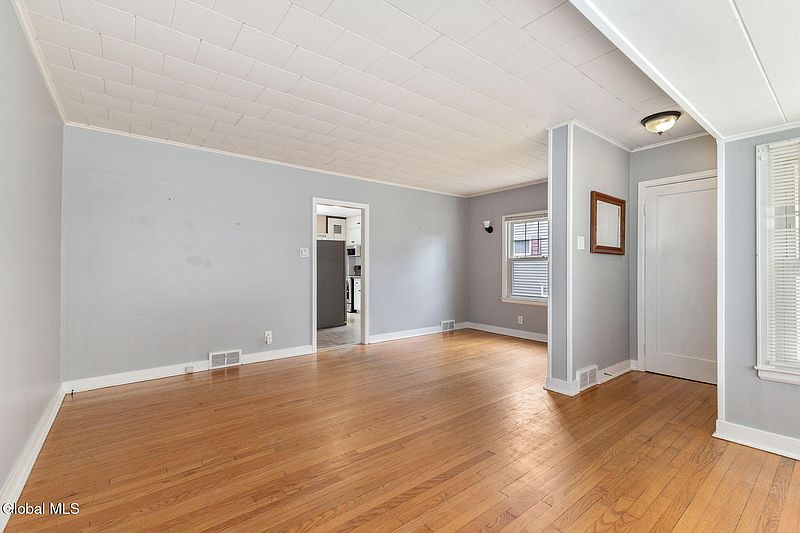 5th image of 11 Fuller Terrace