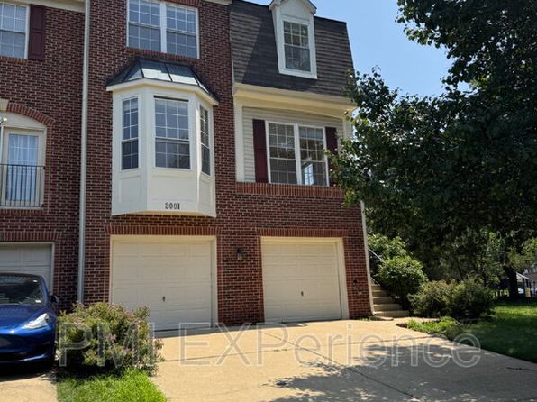 2001 Whistling Duck Dr