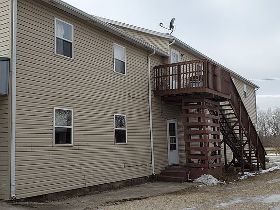 2nd image of 1568 N Il Route 23