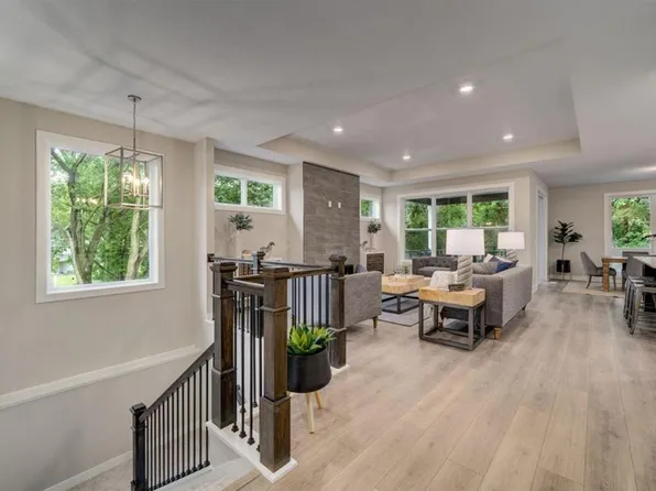 7425 Glengarry Pl, Eden Prairie, MN 55344