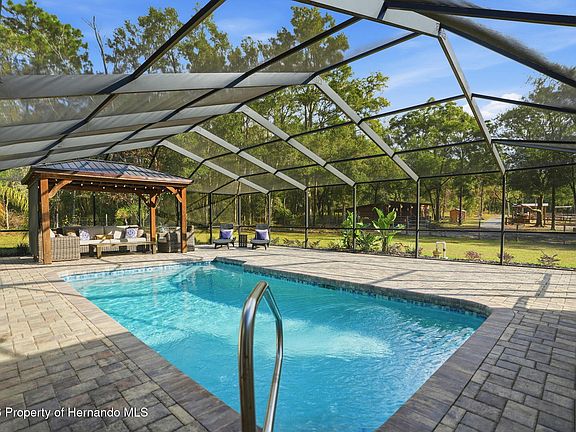 3rd image of 16000 Sam C Rd