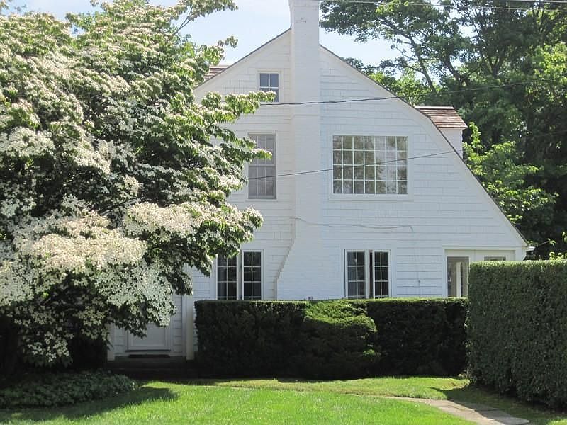 260 Old Black Point Rd, Niantic, CT 06357 Zillow