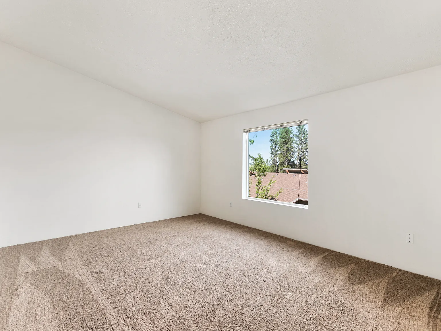 Boulder Apartments — Photo 4