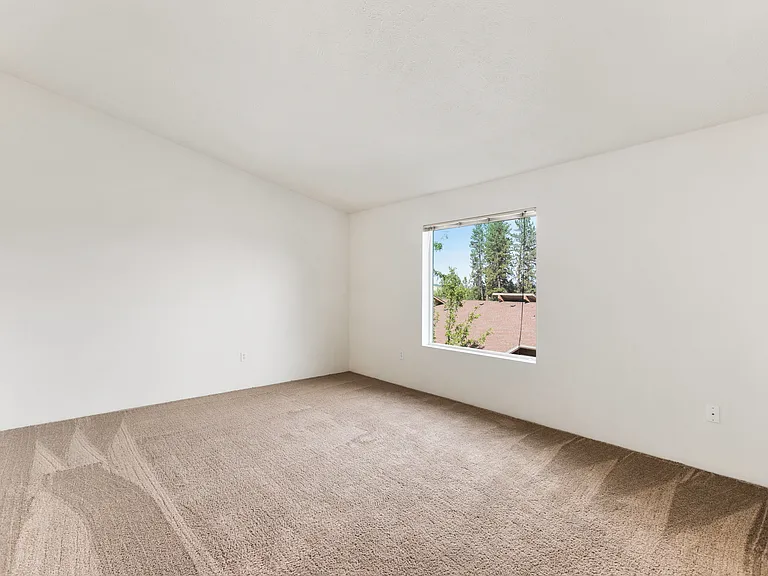 Boulder Apartments — Photo 4