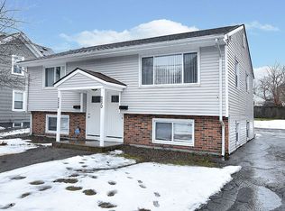 228-230 Roosevelt St, Providence, RI 02909