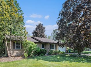 17359 Mackinaw Rd, Three Rivers, MI 49093