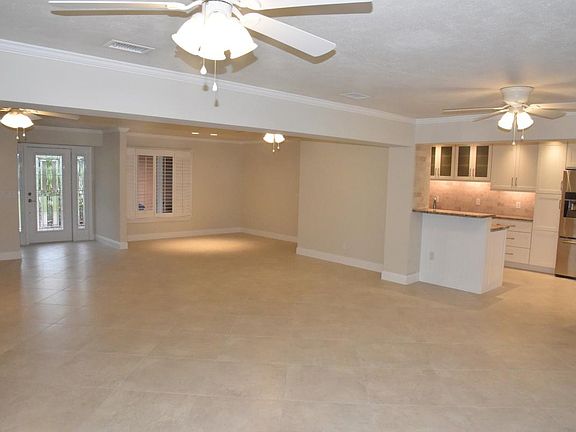 5th image of 5613 Shaddelee Ln W