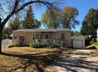 515 Lyon Ave, Denison, IA 51442