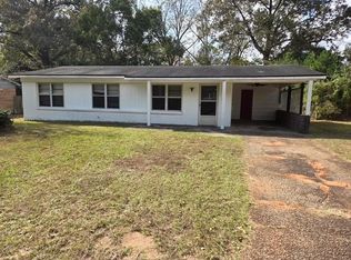 704 Raines Dr, Mobile, AL 36609