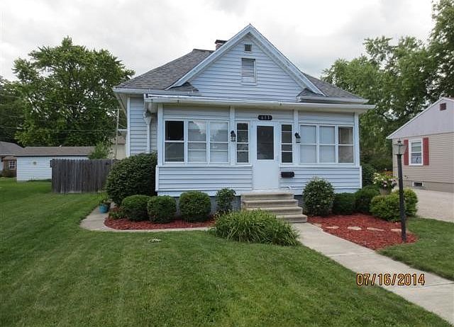 1st image of 613 W Reynolds St
