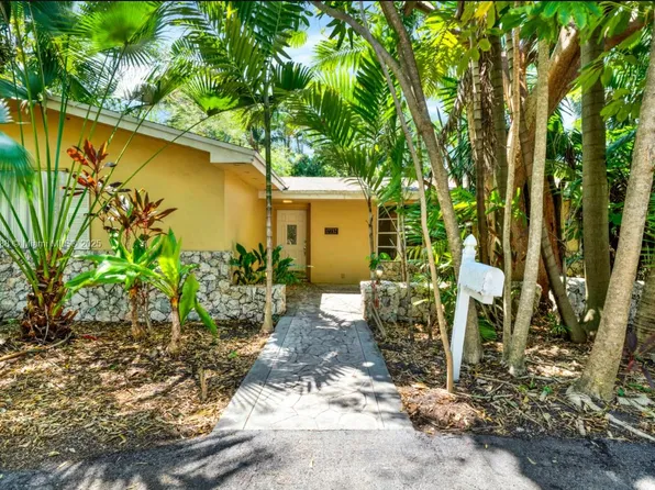 17737 SW 86th Ave, Palmetto Bay, FL 33157