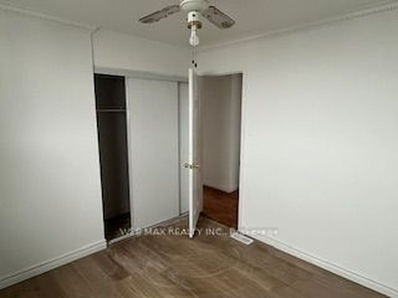 Peterborough House for rent - 5 Bedrooms — photo 14