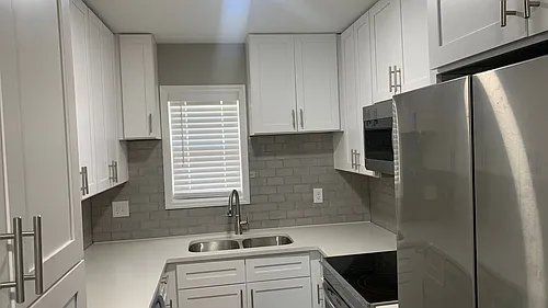 524 S Beltline Blvd Photo 1