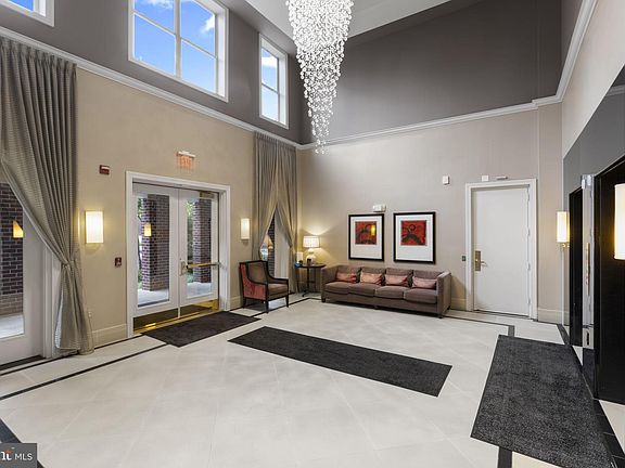 4th image of 1641 International Dr Unit 315