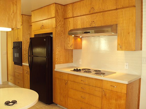 stove side of kitchen