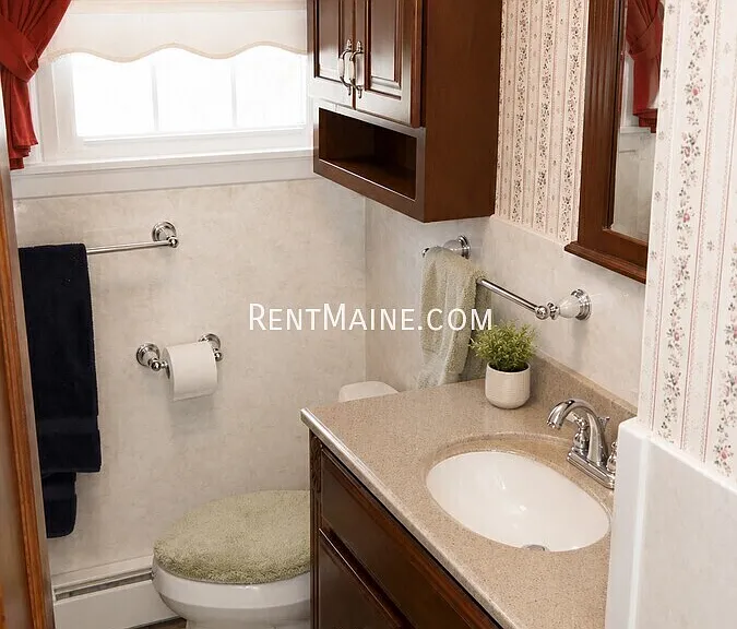205 Silk St — Photo 12