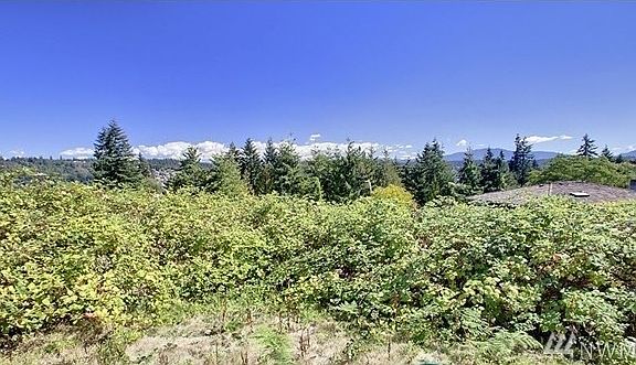 2nd image of 1721 187th Ave NE