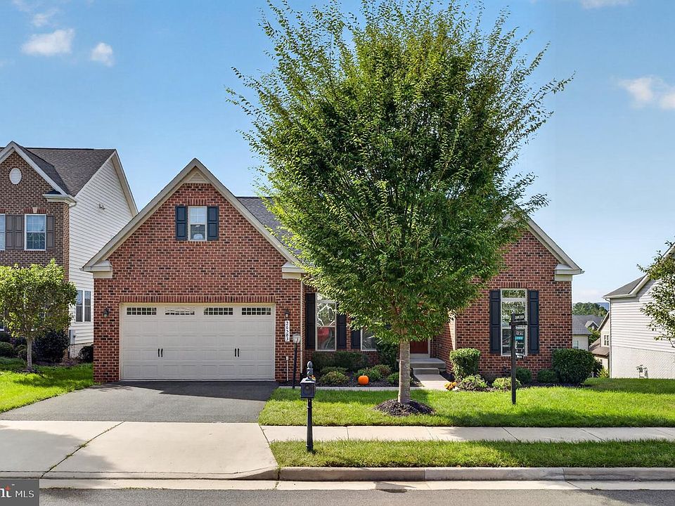 1st image of 26583 Vanderview Pl