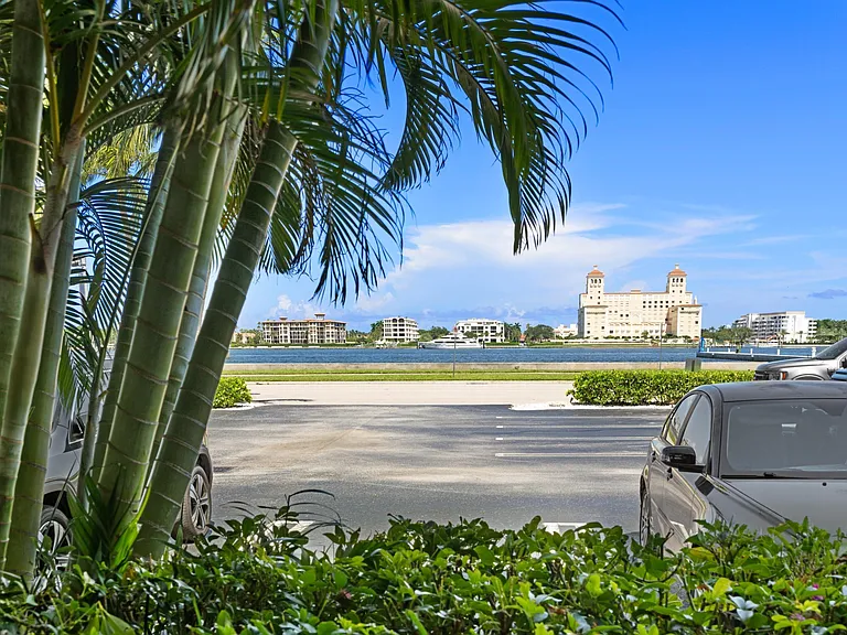 917 N Flagler Dr #108 — Photo 15