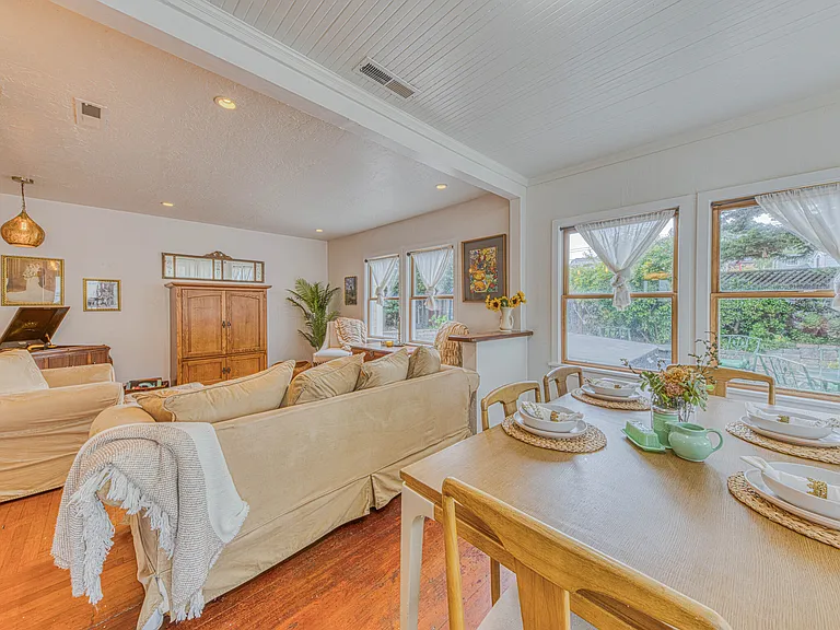 Soquel Dr — Photo 26