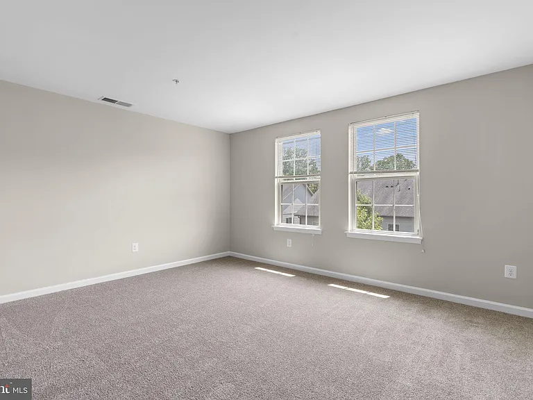 7315 Old Calvary Rd — Photo 27