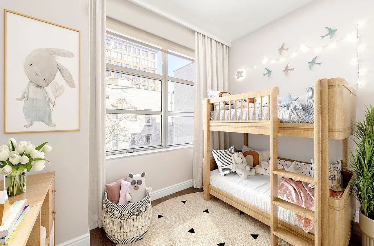 211 West 18th Street — Photo 3