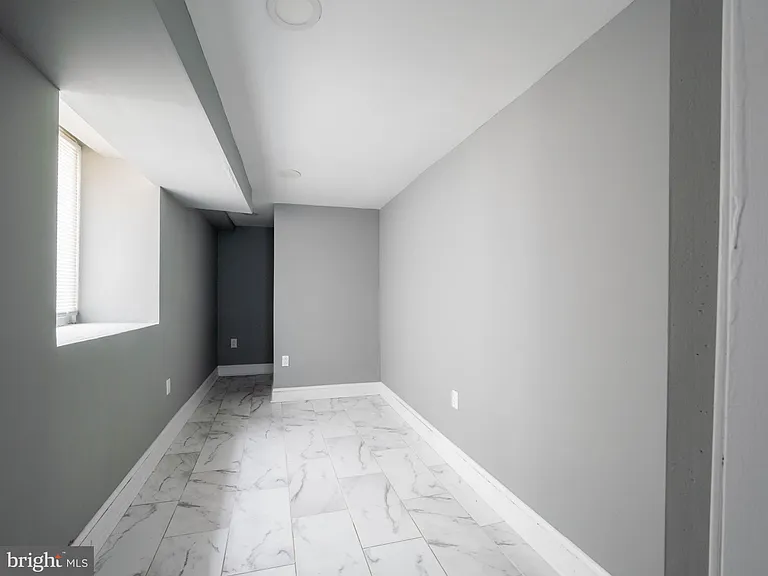 2327 N Carlisle St #1 — Photo 17