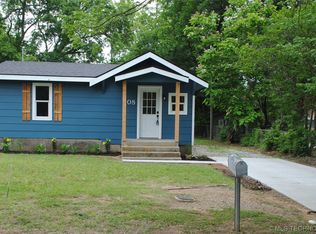 908 7th Ave NE, Ardmore, OK 73401