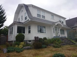 1408 45th Ave SW, Seattle, WA 98116