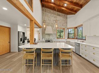 400 S Ohana Beach Dr, Coeur D Alene, ID 83814