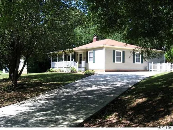 804 Carolyn Dr SE, Concord, NC 28025