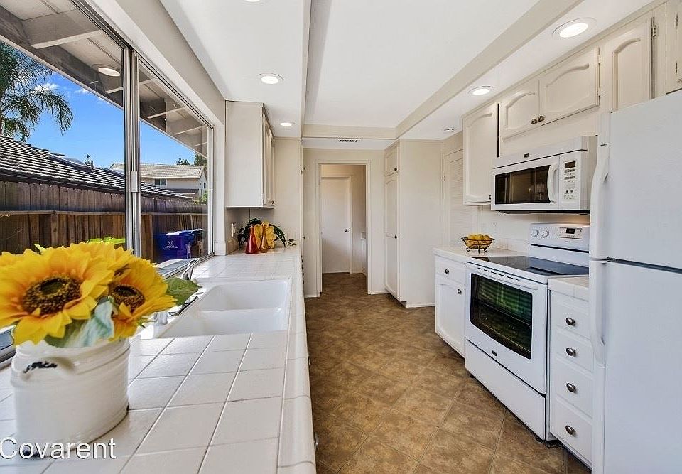 1st image of 17279 Bernardo Vista Dr