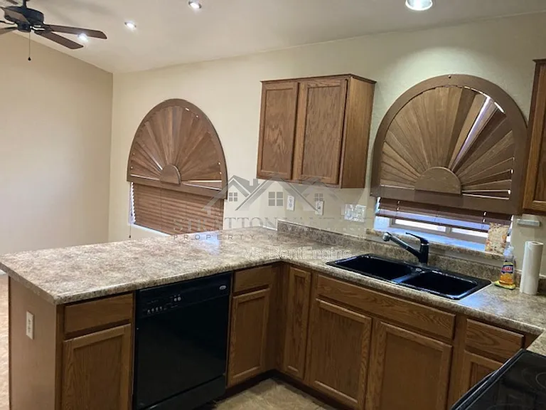 4445 E Amarillo Dr — Photo 18