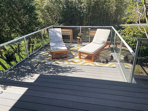 Sundeck