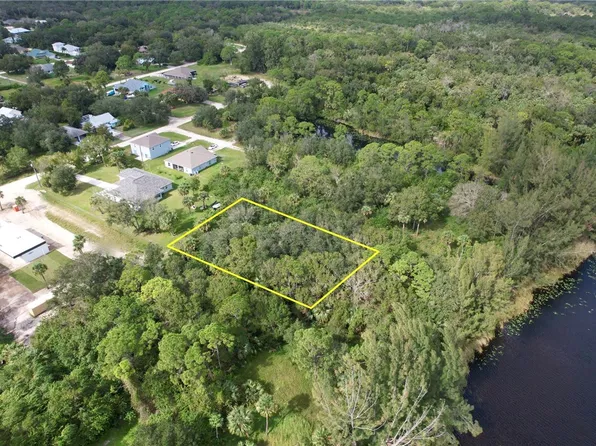 9530 87th Pl, Vero Beach, FL 32967