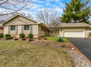 10718 York Ave S, Bloomington, MN 55431