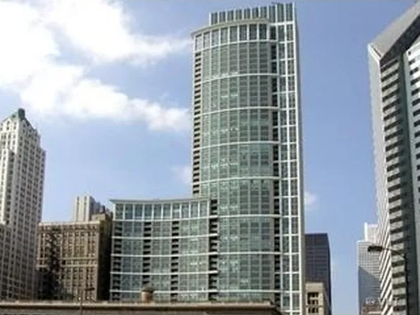 130 N Garland Ct APT 5304, Chicago, IL 60602