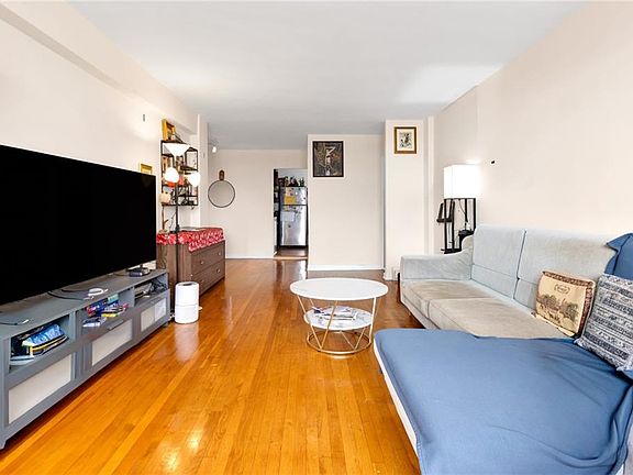 5th image of 1730 E 14th St APT 6J