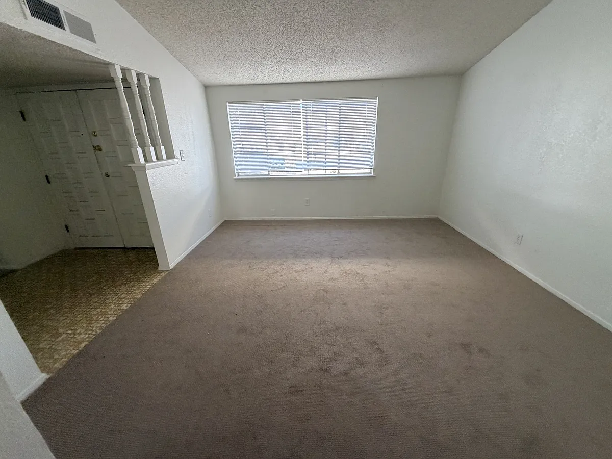 Building Photo - 1632 Lou Graham Dr