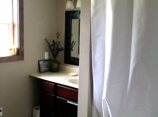 5790 Well Hollow Rd, Singers Glen, VA 22850