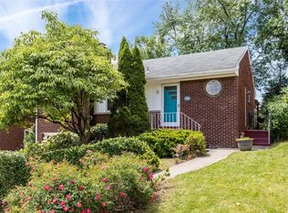 1946 Berkwood Dr, Pittsburgh, PA