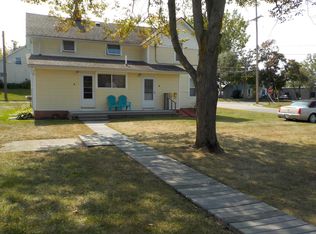 201 5th St, Fenton, MI 48430