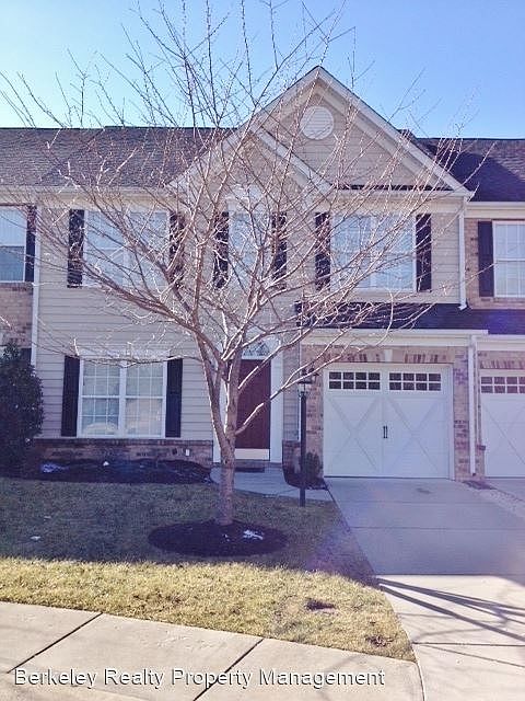 1st image of 5848 Nandina Cir