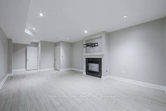 27 Lavender Rd — Photo 1