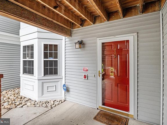 2nd image of 5824 Wyndham Cir Unit 102